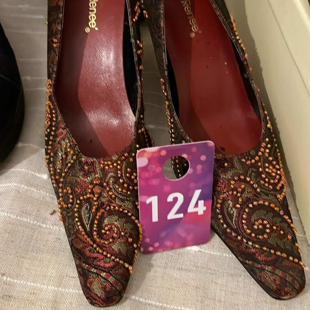 J Renee Heels